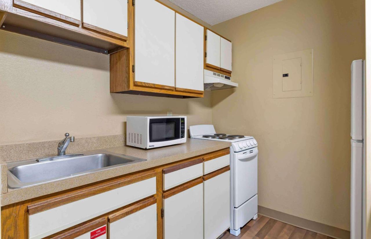 Extended Stay America Suites - Cincinnati - Blue Ash - Reagan Hwy Ngoại thất bức ảnh