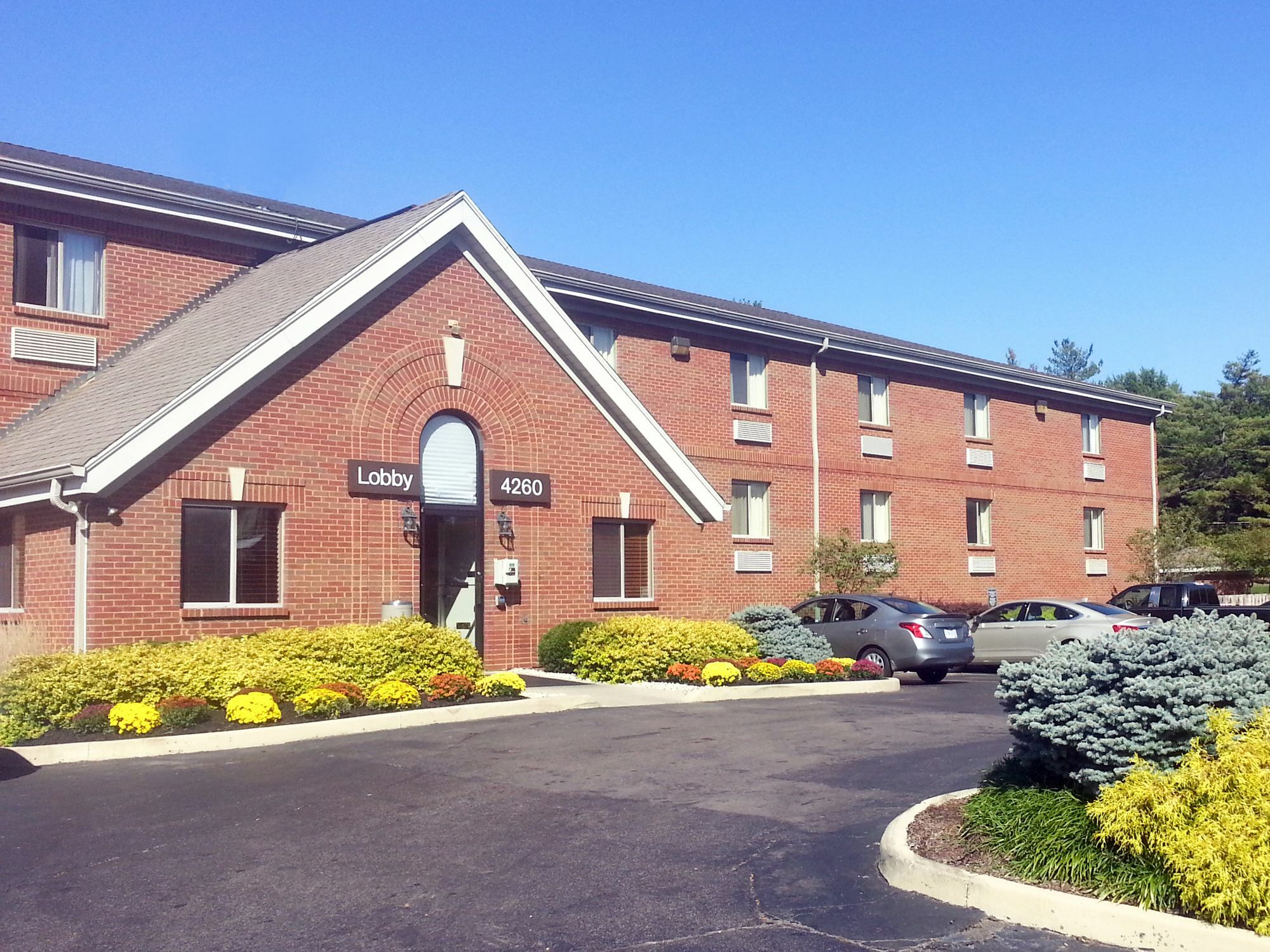 Extended Stay America Suites - Cincinnati - Blue Ash - Reagan Hwy Ngoại thất bức ảnh